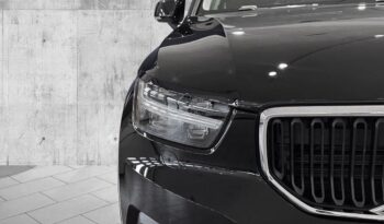 
										Volvo XC40 full									