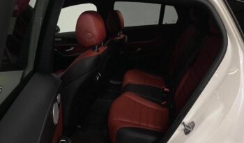 
										Mercedes-Benz GLC full									