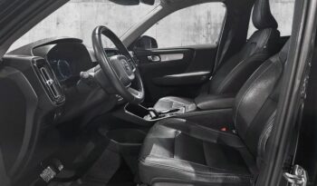 
										Volvo XC40 full									