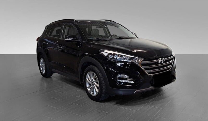 
								Hyundai Tucson full									