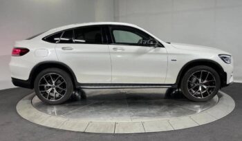 
										Mercedes-Benz GLC full									