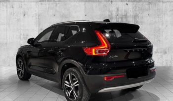 
										Volvo XC40 full									