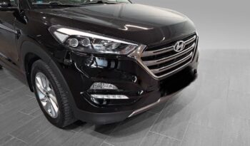 
										Hyundai Tucson full									