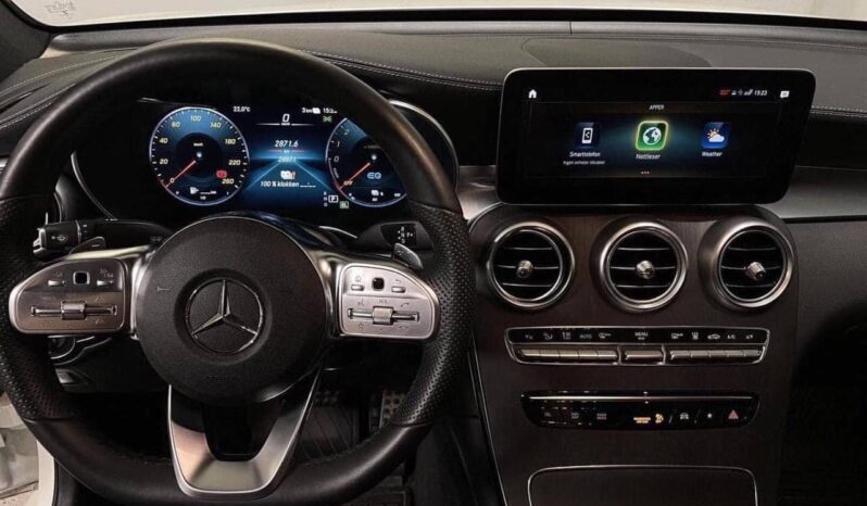 
								Mercedes-Benz GLC full									