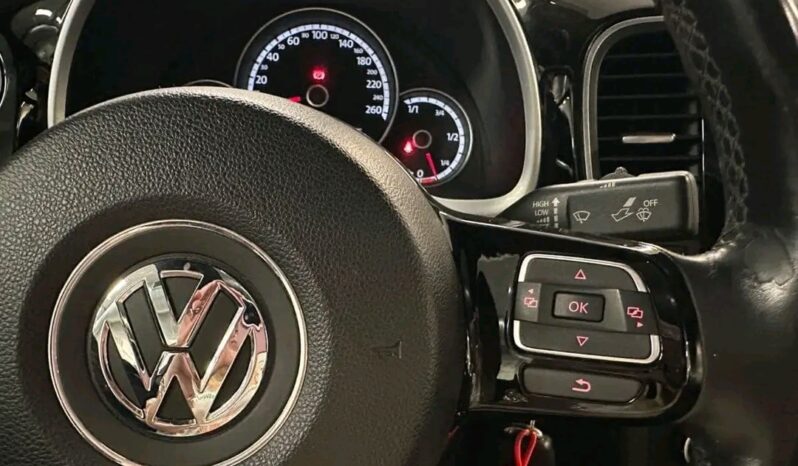 
								Volkswagen Beetle full									