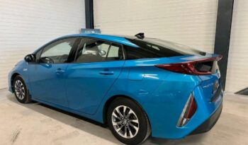 
										Toyota Prius full									