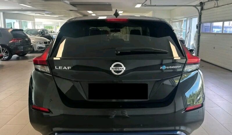 
								Nissan Leaf full									