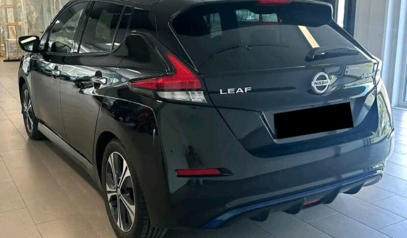 
								Nissan Leaf full									