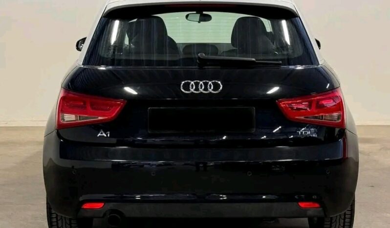 
								Audi A1 full									