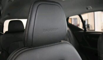 
										Volvo XC40 Inscription full									