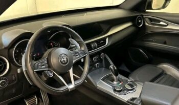 
										Alfa Romeo Stelvio full									