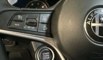 
										Alfa Romeo Stelvio full									