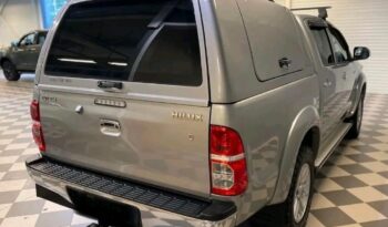 
										Toyota Hilux full									