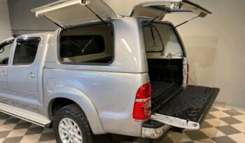 
										Toyota Hilux full									