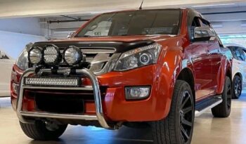 
										Isuzu D-max full									