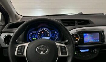 
										Toyota Yaris full									