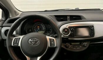 
										Toyota Yaris full									