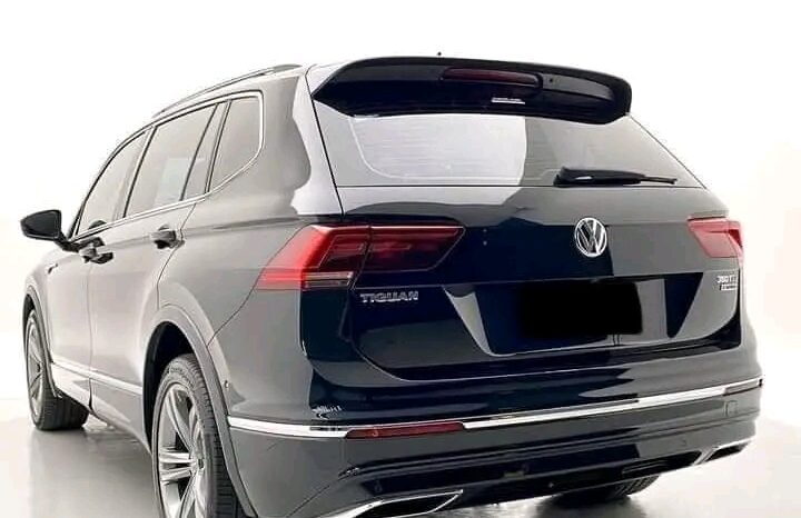 
								VOLKSWAGEN TIGUAN ALLSPACE full									