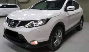 
										Nissan Qashqaï full									