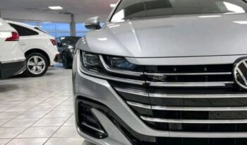 
										Volkswagen Arteon Shooting Brake full									