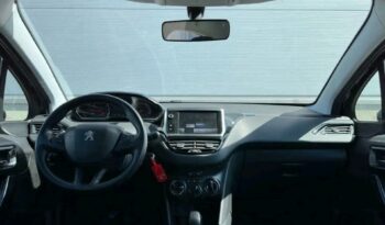 
										Peugeot 208 full									