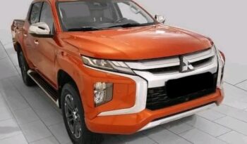 
										Mitsubishi L200 full									