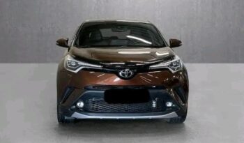 
										Toyota C-HR full									