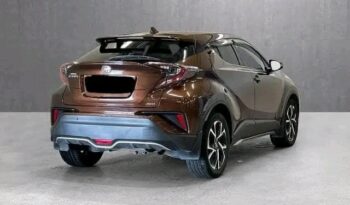 
										Toyota C-HR full									