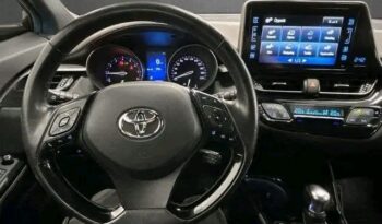 
										Toyota C-HR full									