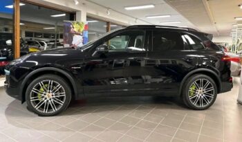 
										Porsche Cayenne S full									