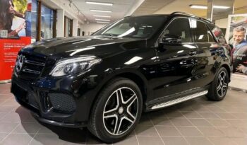 
										Mercedes-Benz GLE full									