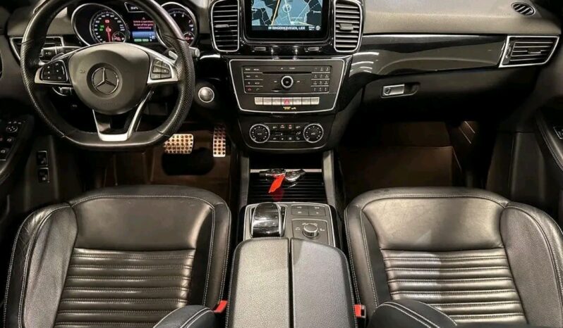 
								Mercedes-Benz GLE full									