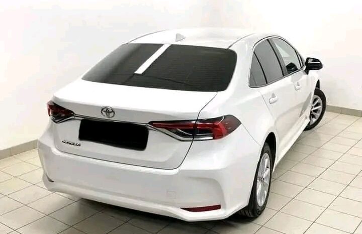 
								Toyota Corolla Berline full									