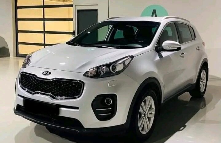 
								Kia Sportage full									