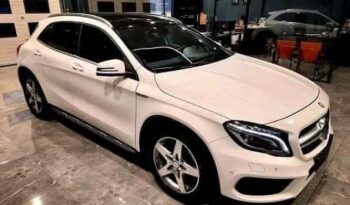 
										Mercedes-Benz GLA full									