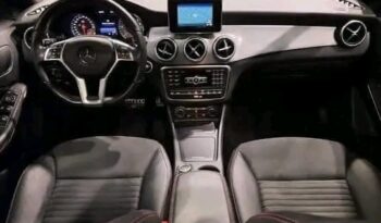 
										Mercedes-Benz GLA full									