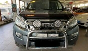 
										Isuzu D-max full									