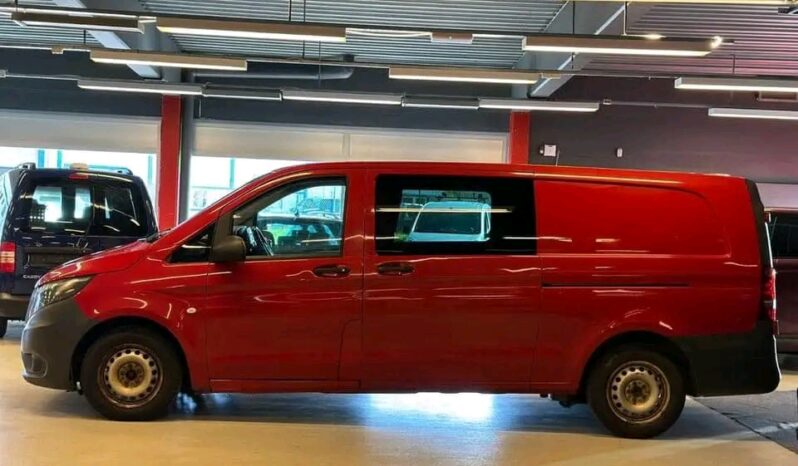 
								Mercedes-Benz Vito full									