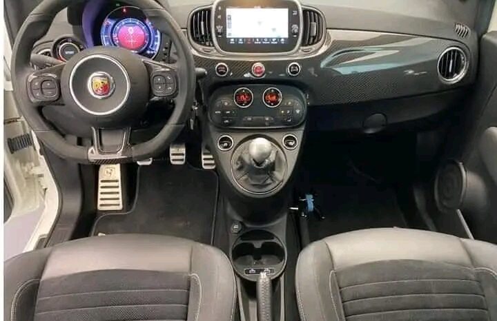 
								ABARTH F595 SERIE 5 full									