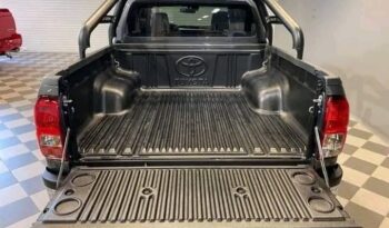 
										Toyota Hilux full									