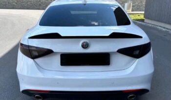 
										Alfa Romeo Giulia full									