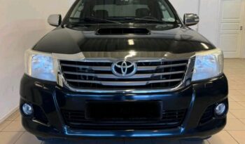 
										Toyota Hilux full									