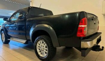 
										Toyota Hilux full									