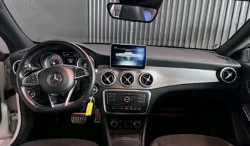 
										Mercedes-Benz CLA full									