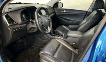 
										Hyundai Tucson full									