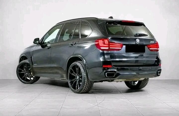 
								BMW X5 full									