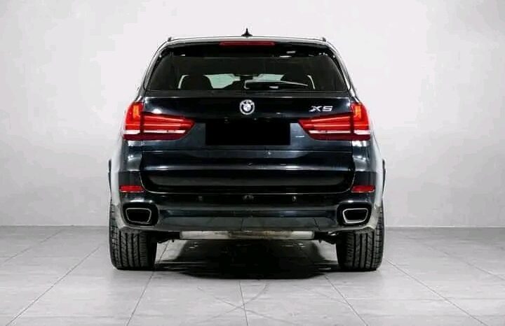 
								BMW X5 full									