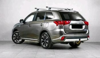 
										Mitsubishi Outlander full									