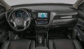 
										Mitsubishi Outlander full									