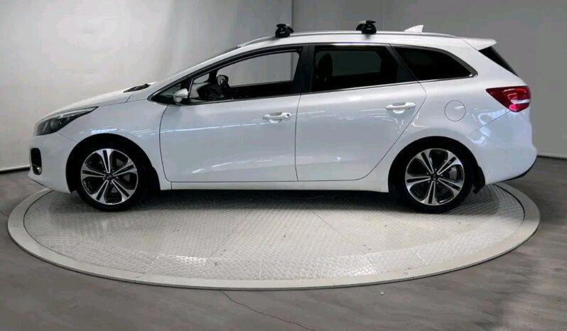 
								Kia Cee’d full									